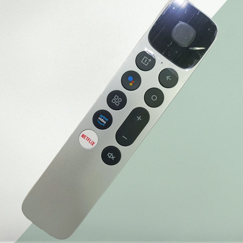 ONE PLUS SILVER REMOTE WITH VOICE COMMAND FOR ONE PLUS Q1 AND Q2 PRO SERIES